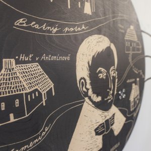 Exhibition of Czech glass and jewelery